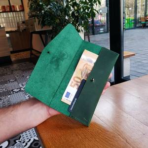 ที่ใส่บัตรหนังแท้สุดหรู ทำมือ พร้อมโลโก้ปั๊มนูนตามสั่ง กันน้ำ ขายส่ง รับผลิตแบรนด์ส่วนตัว LBH-0208 - Product Image 3