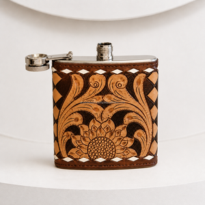 Latest Arrival Checkered Pattern Handcrafted Genuine Cow Leather Hip Flask Stainless Steel Pocket Flask Leak Proof Whiskey Flask - Product Image 2