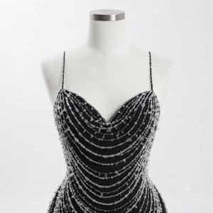 Robe de soirée sirène noire à perles et strass, dos nu, asymétrique, longue, pour soirée - Product Image 3