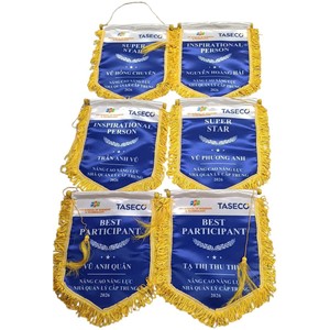 Drapeau rectangulaire en satin Adavigo avec franges jaunes, pliable, portable, durable, imprimé numériquement, bannière promotionnelle - Product Image 6