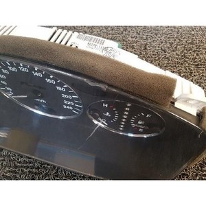 Tableau de bord d'occasion authentique pour Mercedes-Benz W124 (1997-2014) - Référence 8020011190 - Product Image 6