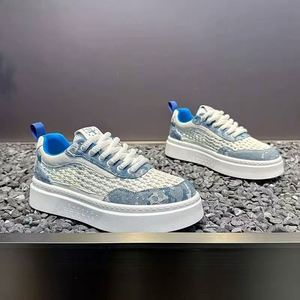Zapatillas Deportivas de Hombre con Cordones, Transpirables, de Malla Sintética, con Suela Gruesa, Cómodas, Versátiles, Casuales y Modernas - Product Image 6