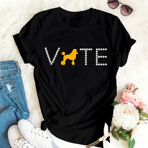Camiseta personalizada VOTE nueva, negra, para mujer, con estampado gráfico, manga corta, cuello redondo, informal, de algodón, con mensaje político, a la moda, estilo urbano - Product Image 1