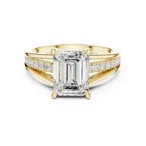 Elegante Anillo de Diamante con Corte Esmeralda y Detalle Lateral Pavé - Product Image 5