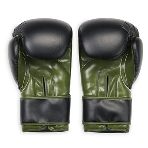 Gants de boxe en cuir noir avec garniture verte, sangle de poignet réglable en velcro pour adultes, pour l'entraînement - Product Image 3