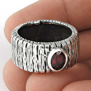 Vintage Style <b>925</b> Sterling <b>Silver</b> <b>Ring</b> <b>With</b> Garnet Gemstone Bezel Setting Oval Cut Gemstone <b>Ring</b> Unisex Everyday Wear Band - Product Image 1