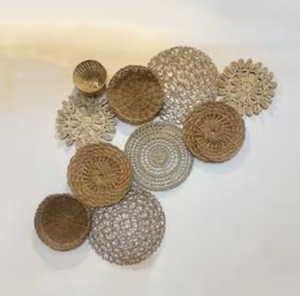 Étagère murale ronde minimaliste en jute naturel, style Art déco, avec motif vertical fleurs et plantes, décoration d'intérieur artisanale et durable - Product Image 5