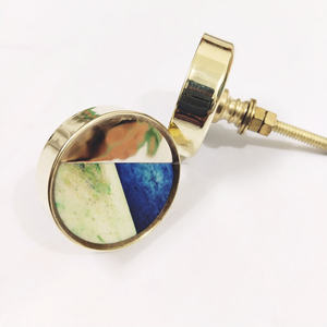 Boutons exclusifs en laiton et nacre, accessoires de quincaillerie faits main de la meilleure qualité pour tiroirs et portes de cuisine - Product Image 6