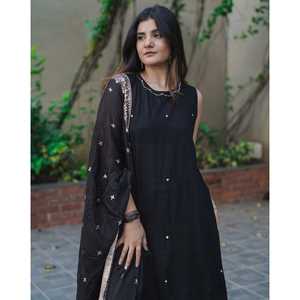 Conjunto de Traje de Chifón Negro Humo - Talla XS - Product Image 4