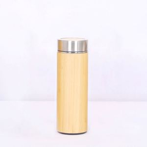Botella de Agua Portátil Moderna de Acero Inoxidable 304 con Cubierta de Bambú para Camping, Aislamiento Térmico de 12-24 Horas, Libre de BPA, a Prueba de Fugas - Product Image 2