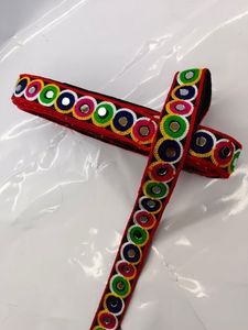 ลูกไม้กัมธีแบบดั้งเดิมที่ถักทอด้วยด้ายอย่างประณีต เหมาะสำหรับแฟชั่นพื้นเมืองและการตกแต่ง - Product Image 3