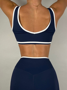 Ensemble de yoga personnalisé pour femmes en gros : Soutien-gorge de sport et ensemble de yoga sans couture pour la course et la gym avec taille croisée en V - Product Image 3
