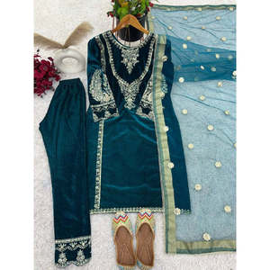 Ensemble de vêtements de fête pour femmes de créateur avec dupatta et bas entièrement cousu - Product Image 6