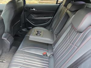 Bonnes affaires - Peugeot 308 2017 Bleu Acier OEM DIY 5 Portes Berline - Product Image 6