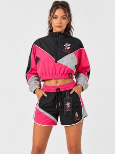 Nuevo Conjunto Corto Impermeable y Ecológico para Mujer, Chaqueta y Pantalones Cortos con Diseño 2 en 1, Ligero y Cómodo - Product Image 1