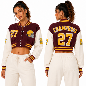 Chaqueta Varsity Corta para Mujer Strikers, Color Azul Marino y Rojo, Estilo Y2K, Patchwork, Streetwear, Bordada, Estilo Club, Diseño OEM al por Mayor - Product Image 5