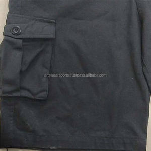 กางเกงขาสั้นกอล์ฟผ้าแคนวาสถักระบายอากาศได้ดี สีพื้น สไตล์ลำลองสำหรับผู้ชาย พร้อมโลโก้แบบกำหนดเอง สไตล์ไฮสตรีท - Product Image 4