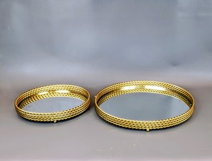 Twisted Wire Round <b>Metal</b> Tray Gold Finish Modern <b>Metal</b> Handicraft Decorative Wedding Gift Accent Tray - Product Image 3