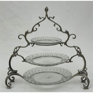 Attractive Look Three-Piece <b>Glass</b> <b>Cake</b> <b>Stand</b> Set With Floral Design Multi-Layer Dessert Display For Home And Hotel Decor Supply - Product Image 5