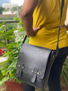 Vente en gros de sacs à bandoulière en cuir véritable polyvalents de haute qualité pour femmes sacs en cuir de grande capacité sacs à bandoulière pour ordinateur portable - Product Image 3