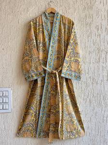 Kimono de Algodón con Estampado Floral, Bata de Verano, Ropa de Dormir, Kimono Corto, Talla Única, Bata Hecha a Mano, Cubrebaño de Playa - Product Image 2