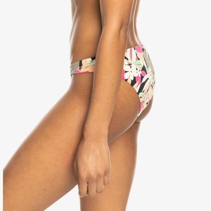 Culottes Femme Sans Couture 4 Couches Quotidiennes Anti-Fuite G-String Respirantes en Spandex/Coton Lavables avec Logo à la Taille – Vente en Gros - Product Image 4