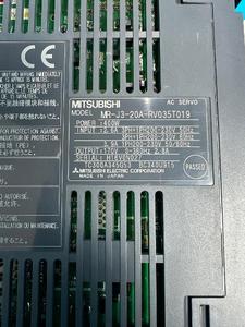Pièces d'équipement semi-conducteur d'occasion Mitsubishi MR-J3-20A-RV035T019, état actuel - Product Image 1