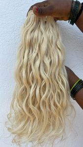 Extensiones de Cabello Humano Remy Rubio Indio de Lujo de 28 Pulgadas con Doble Trama a Máquina, Resistentes a la Caída, Suaves y Brillantes - Product Image 5