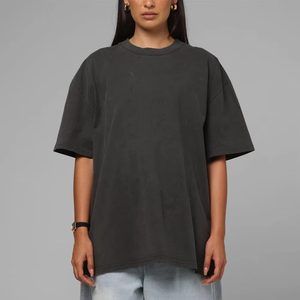 Camiseta de algodón extragrande para mujer, corte holgado, informal, de manga corta, cuello redondo, camiseta de verano personalizada para mujer - Product Image 1