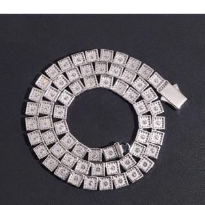 Pulsera de Lujo con Eslabones Cubanos de Moissanita Iced Out, Joyería Hip Hop, Pieza Destacada con Diamantes VVS1 Baguette - Product Image 4