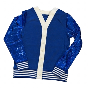 Cardigan universitaire pour femme bleu roi à sequins, col en V, boutonné, avec bordure rayée blanche, logo personnalisé, vente en gros - Product Image 1
