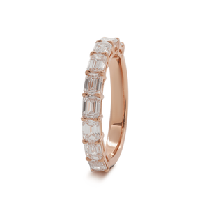 Bague de mariage demi-éternité de luxe en or rose 14K avec diamant de laboratoire taille émeraude East West et diamant de laboratoire taille marche de 4,3 mm - Product Image 2