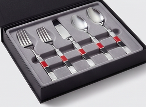 Ensemble de couverts modernes en acier inoxydable avec manche rouge et noir, compatible lave-vaisselle, pour mariage et usage quotidien - Product Image 6