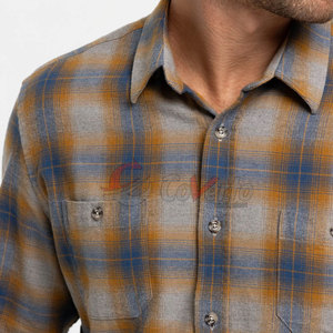 Camisa de franela duradera diseñada con material transpirable y estilo clásico a cuadros. - Product Image 3