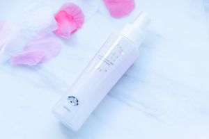 Vente en gros de vaporisateurs hydratants pour le visage, produits de beauté pour éclaircir et blanchir la peau - Product Image 3
