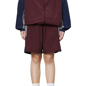 Conjunto de Ropa Casual de Moda con Logotipo Personalizado, Chaqueta Cortavientos y Pantalones Cortos para Mujer, Conjunto Deportivo Transpirable para Hombre, Venta al Por Mayor 2026 - Product Image 3