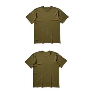 T-shirt de sport léger en maille avec panneaux ventilés, séchage rapide, vêtements de fitness, impression par transfert thermique personnalisée, coupe ajustée - Product Image 2
