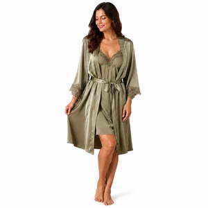 Conjunto de bata y camisón elegante para mujer, tela suave y sedosa, ropa cómoda para descansar en casa. - Product Image 1