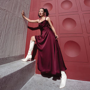 ชุดเดรสผ้าซาตินเปิดหลังทรงเอไลน์ยาวเป็นธรรมชาติสำหรับผู้หญิงชุดเดรสสีดำสำหรับงานตอนเย็นถักด้วยสายรัด - Product Image 4