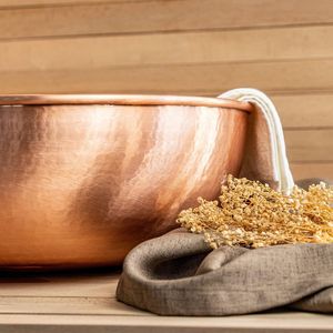 Elegante Tazón de Pedicura de Cobre, Lujoso Lavabo para Spa de Pies Hecho a Mano, Esencial para Salón Profesional, Colección Decorativa - Product Image 4
