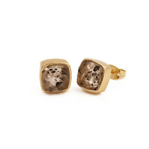 Boucles d'oreilles clous carrées plaquées or avec pierre précieuse naturelle Herkimer taille coussin - Bijoux classiques faits à la main, cadeau d'anniversaire pour elle - Product Image 1