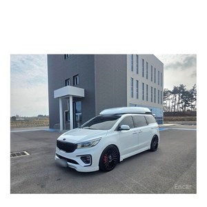 Kia Carnival 2019, Limusina de Alta Gama, 9 Plazas, Diésel, Automática, Asientos de Cuero, Emisión Euro V, Volante a la Izquierda, Trasero, 112.704 km - Product Image 2