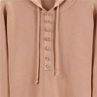 Ensemble de deux pièces décontracté pour femmes en tricot de grande taille, mode automne, pull ample à capuche avec décoration de boutons, logo sur le devant