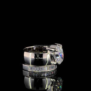 Nuevo diseño de lujo pavimentado Moissanite 2 uds conjunto de anillos de doble fila brillante diamante anillo de compromiso dedo para mujer - Product Image 3