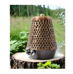 Distributeur d'extérieur en cuivre écologique, accessoire de présentation de boissons de luxe, conçu pour l'organisation et la présentation raffinée des rafraîchissements - Product Image 5