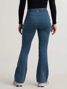 Pantalon de survêtement évasé pour femme, taille basse, décontracté, ajouré, respirant, léger, en polaire, style athlétique - Product Image 3