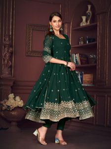Traje Anarkali Verde de Buena Calidad para Mujer, para Bodas, Fiestas Diwali, Manga 3/4, Georgette Crepé, Semi-Cosido, de Secado Rápido - Product Image 5