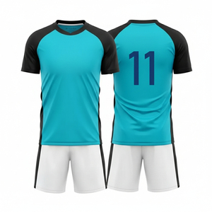 Servicio profesional que garantiza que estos conjuntos de uniformes de fútbol personalizados de un exportador mayorista cumplan con las normas globales de suministro B2B de élite. - Product Image 3