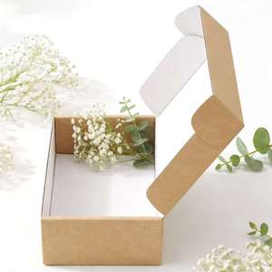 Caja de Regalo Premium para Calcetines Boxit.pk, Fabricada con Papel Corrugado Biodegradable, con Laminado Mate, Papel Dorado y Relieve - Product Image 5