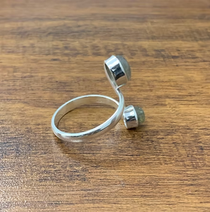 Anti tarnish 925 Silver <b>Labradorite</b> Gemstone <b>Ring</b> for Unisex Fine Jewellery Everyday Wear & Any Occasion Wear - Product Image 3